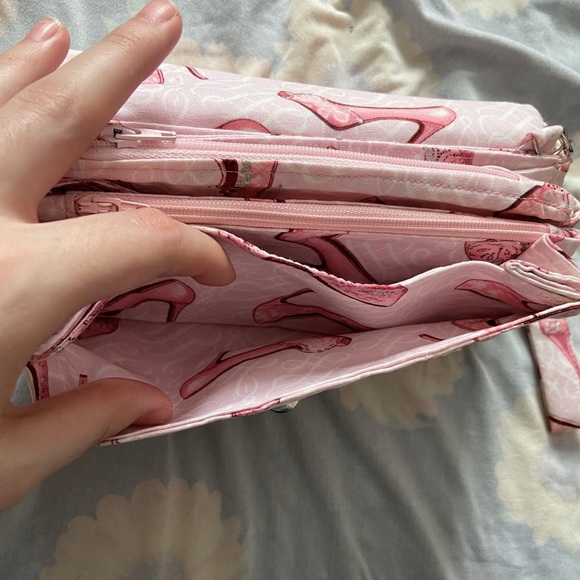 Elegant Style Wallet - Picture 9 of 9